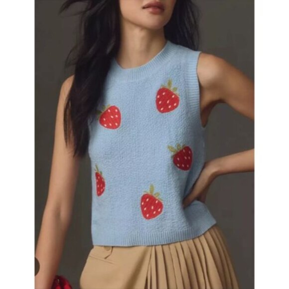 Sadie & Sage Blue Knit Strawberry Sleeveless Sweater Top S/P Womens - Picture 2 of 8